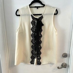 St John Collection Sleeveless Silk Georgette Shell w/ lace size 10 Never Worn
